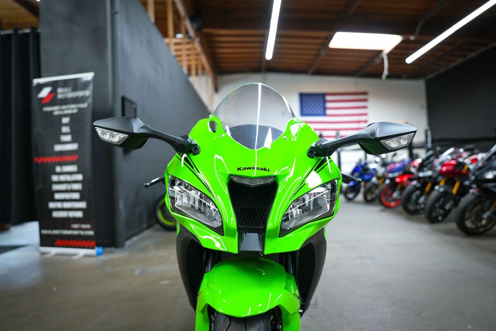 10Rワイナリー 森 2019 2019 Kawasaki Ninja ZX-10R and ZX-10RR Updates | First Look