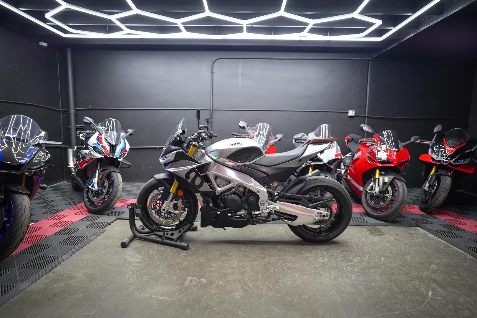 2020 aprilia tuono factory for sale clearance